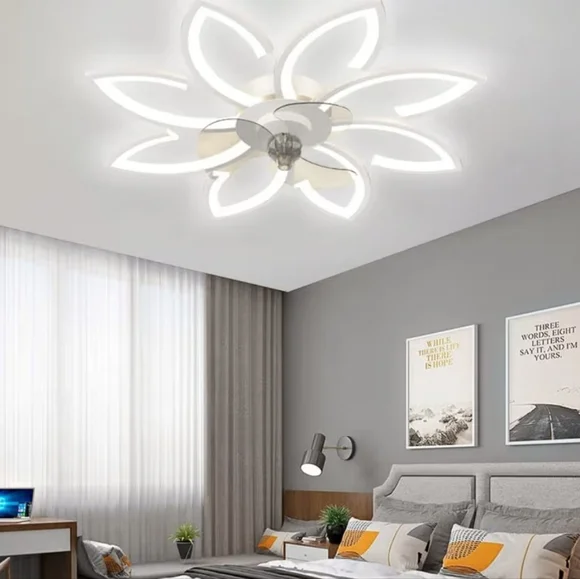 Flower Ceiling Light and Fan - Picture 2 of 11